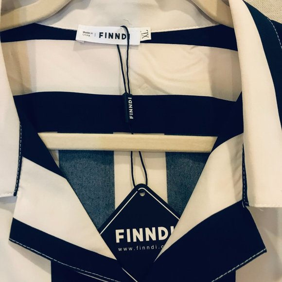 Finndi Men's Shirt NWT Button Down Short Sleeve Stripped Black and White Size X - Picture 1 of 5